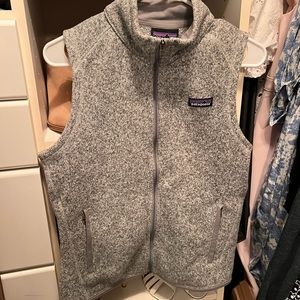 Women’s Patagonia sweater vest in gray size small